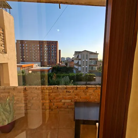 Apartment Maria Near Airport