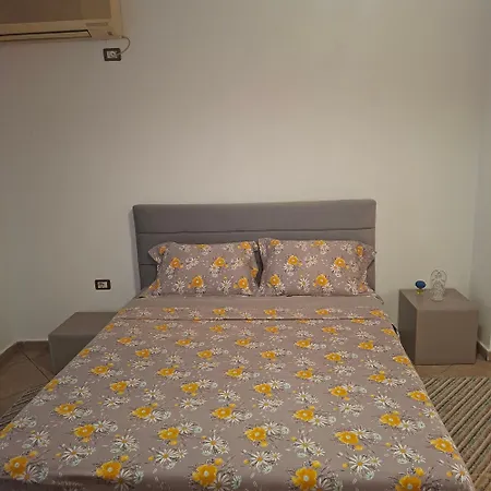 Apartment Maria Near Airport Kamez